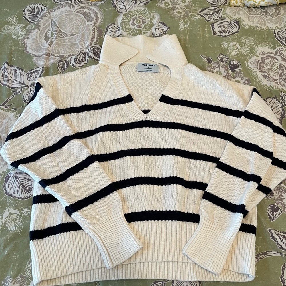 Old Navy Cream Knit Sweater